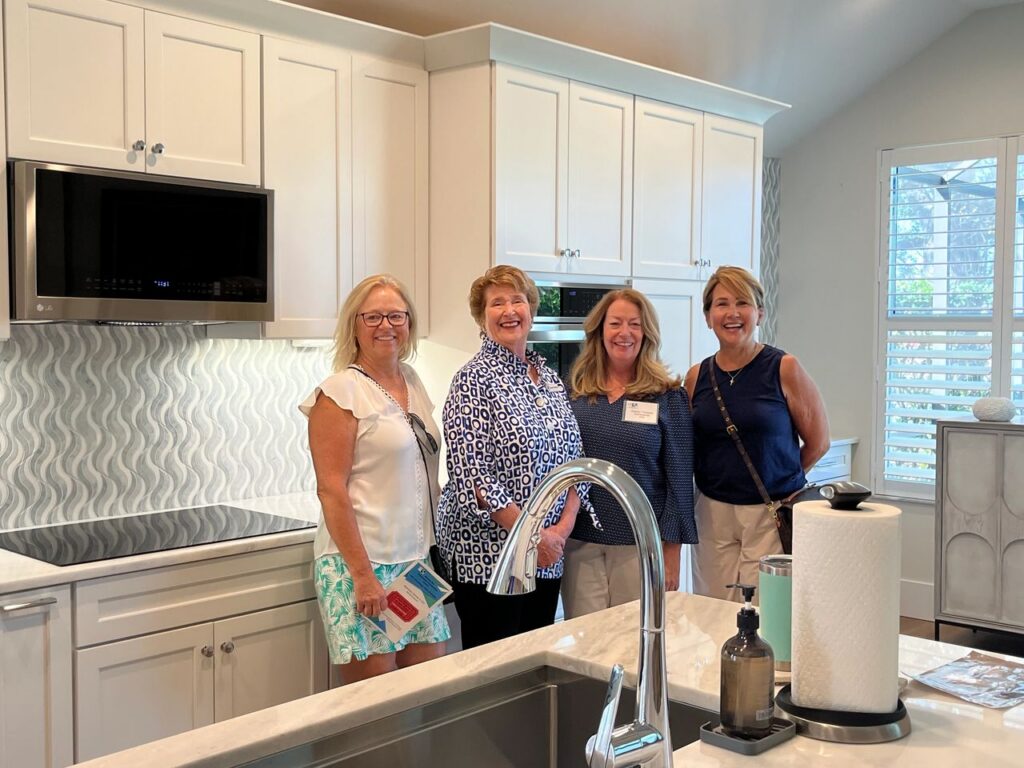 Carolyn Tichacek with Tour of Home Participants